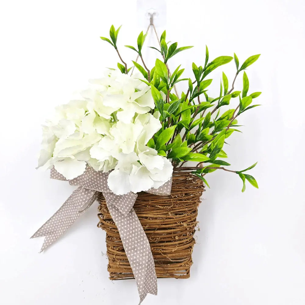 Hortensien-Rattankorb – Cremefarbene Blumen-Türdekoration zum Aufhängen Mivoza Deutschland