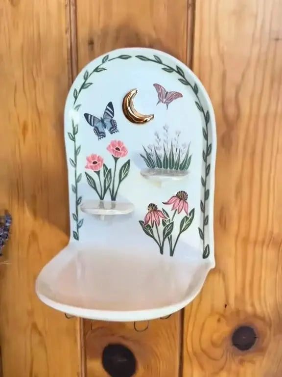 Sacred Floral Schmuckaltar – Ein Ort der Ruhe und Bedeutung Mivoza Deutschland