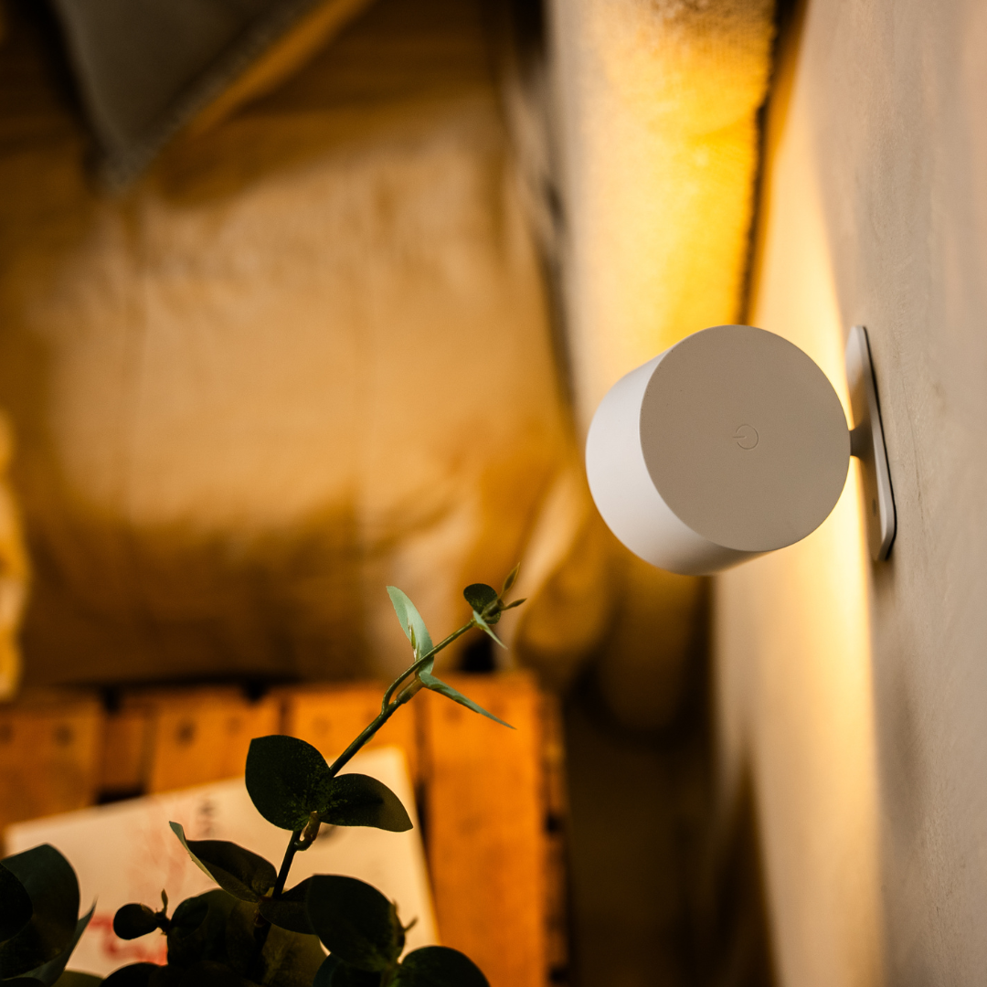 Wireless Wall Lamp | Create an elegant ambiance anywhere in seconds — no wires, no tools needed Mivoza Deutschland