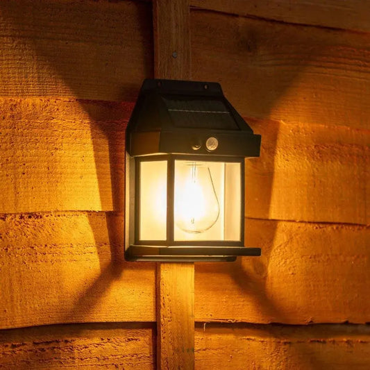 1+1 GRATIS | Solarbetriebene LED-Außenwandleuchte – Perfekt für Gärten, Terrassen, Garagen und Eingänge Mivoza Deutschland