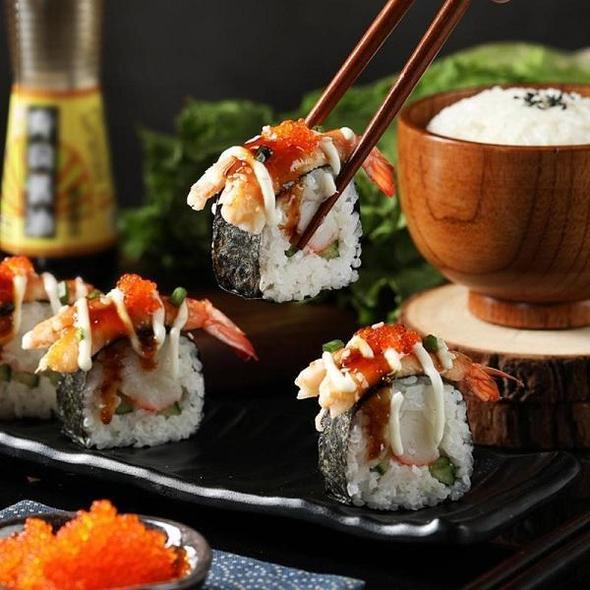 Komplettes Sushi-Set für Perfektes Sushi Zuhause