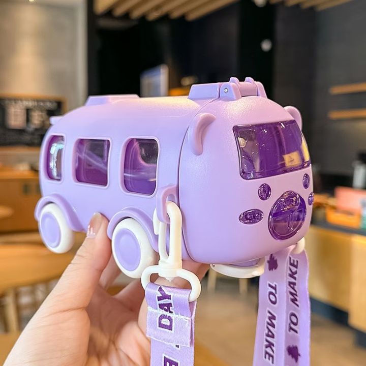 500 ml Trinkflasche in Busform – Auslaufsicher mit Strohhalm & Gurt Mivoza Deutschland