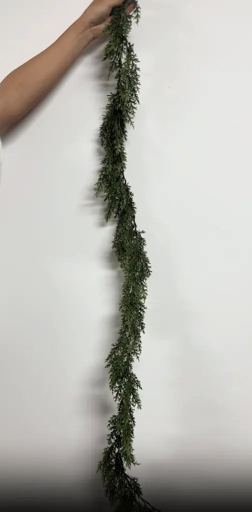 ⛄2025 Christmas Artificial Cypress Leaf Vine Wreath🎄 Mivoza Deutschland