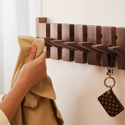 Garderobe im Klavierstil — 8 klappbare Haken als Designerstück für den Flur Mivoza Deutschland