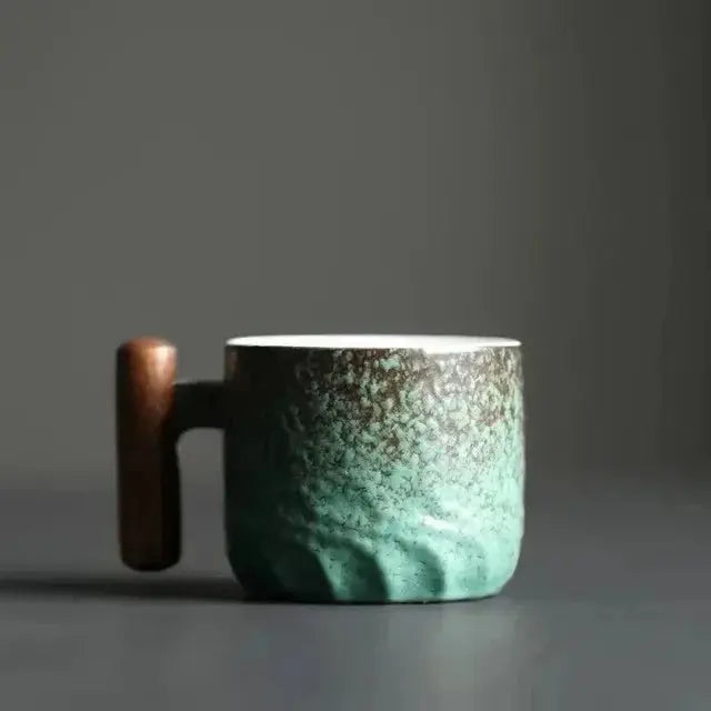 Handgefertigte Kaffeetasse aus Keramik mit Holzgriff Mivoza Deutschland