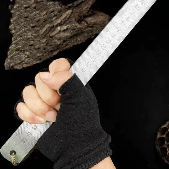 Lineal aus gehärtetem Stahl – wird als Notfallwerkzeug verwendet Mivoza Deutschland