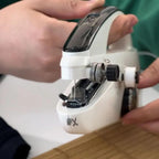 Mini-Nähmaschine mit Dual-Geschwindigkeitssteuerung — Mit Zubehör Mivoza Deutschland