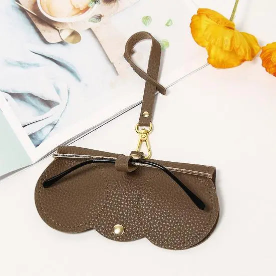 Modisches Brillenetui aus Leder – Passend für Sonnen-, Lese- & XL-Brillen Mivoza Deutschland