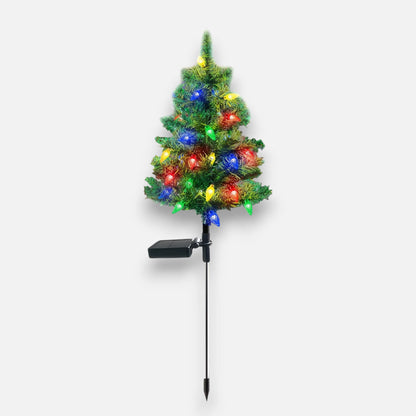 Wetterfester Solar-Weihnachtsbaum — Strahlend schön für verschneite Wintertage