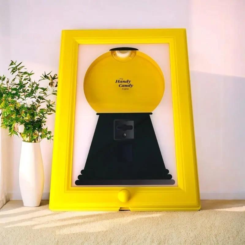 Seltener Vintage-Rahmen Bonbonspender — Wandkunst mit süßer Überraschung Mivoza Deutschland