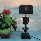 Gothic Skelett Tischlampe