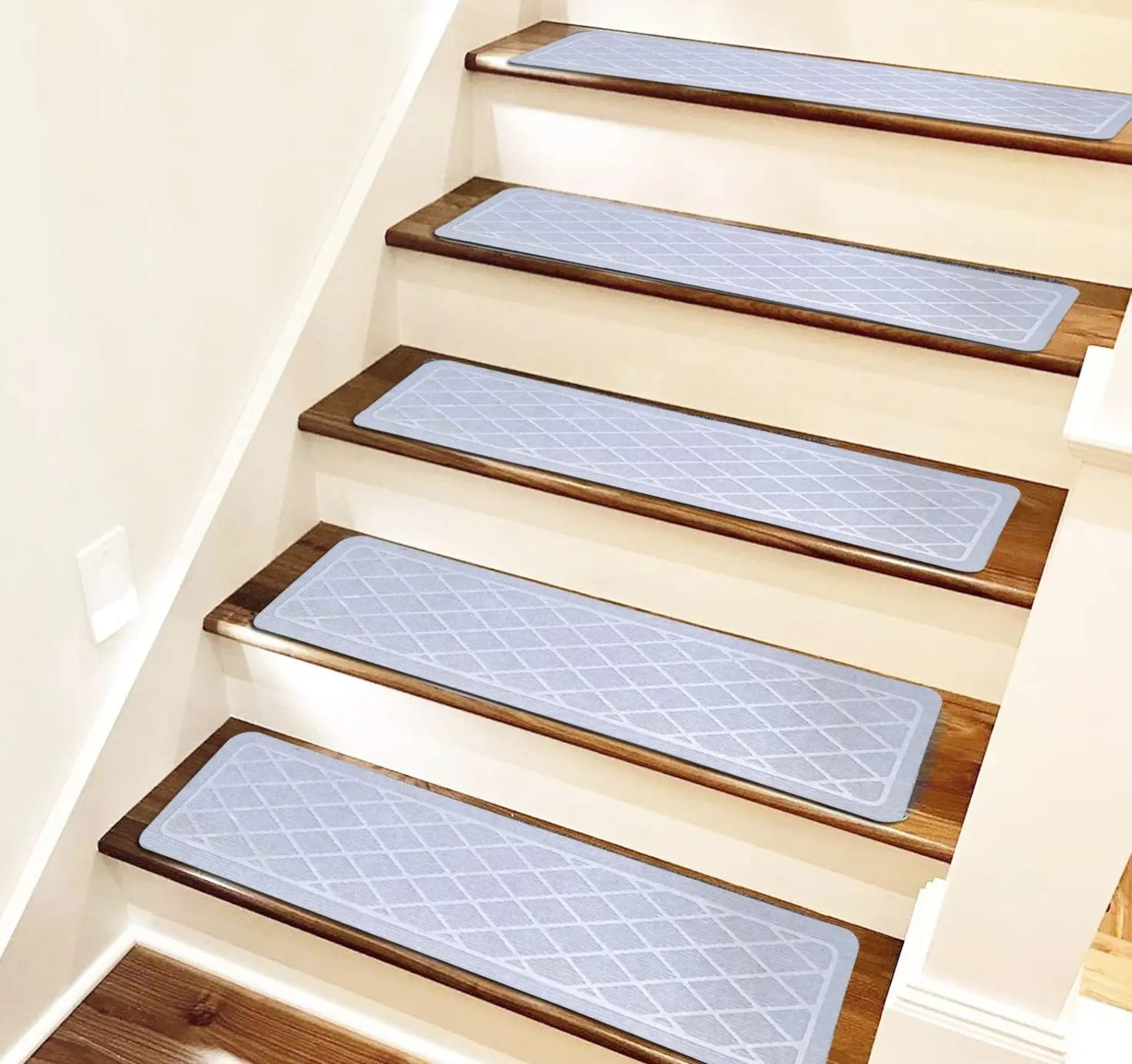 Trittschutzfolie für Treppen — Sicherheit bei jedem Schritt Mivoza Deutschland