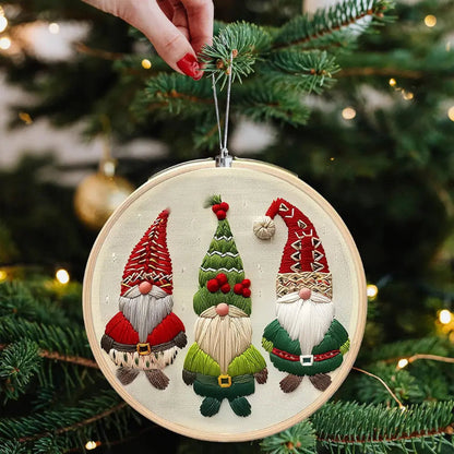Weihnachtswichtel Stickset — Festliche Stickerei fürs Bäumchen & Deko Mivoza Deutschland
